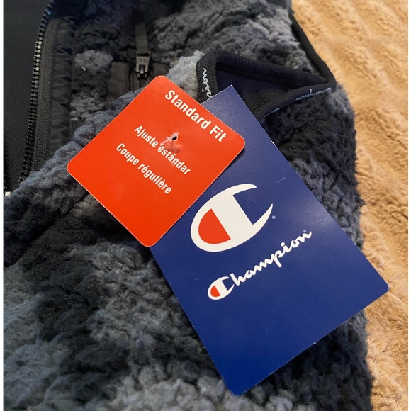 NWT - Champion Cozy Sherpa High Pile Mesh Camo Zipup Vest (Standard Fit) - Picture 2 of 14